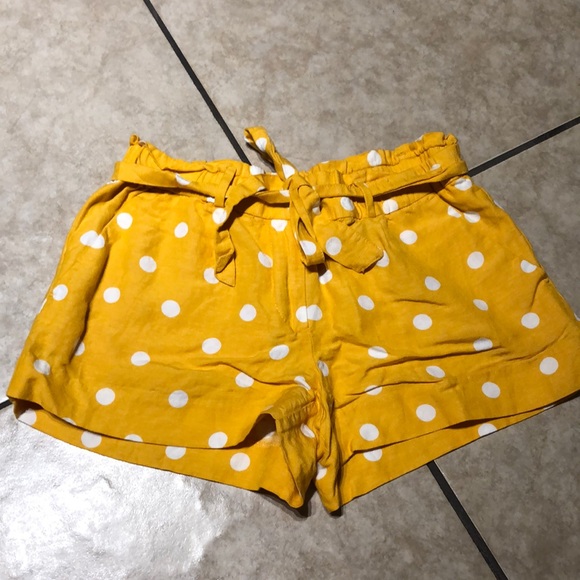 LOFT Pants - LOFT yellow polka dot shorts size XS